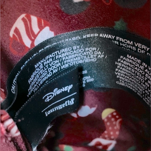 SALE - Loungefly Disney Minnie Mouse Christmas Holiday Stocking Crossbody Bag - Picture 12 of 14